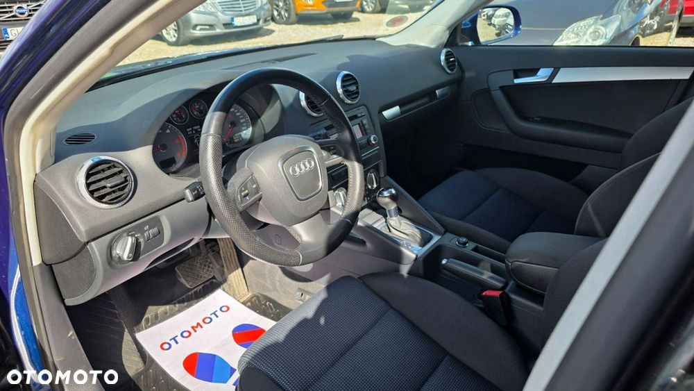 Audi A3 Sportback - 13