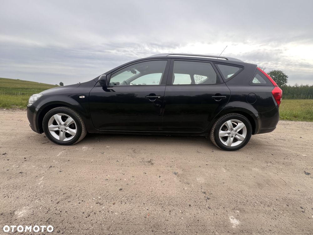 Kia Ceed 1.4 Comfort + - 8