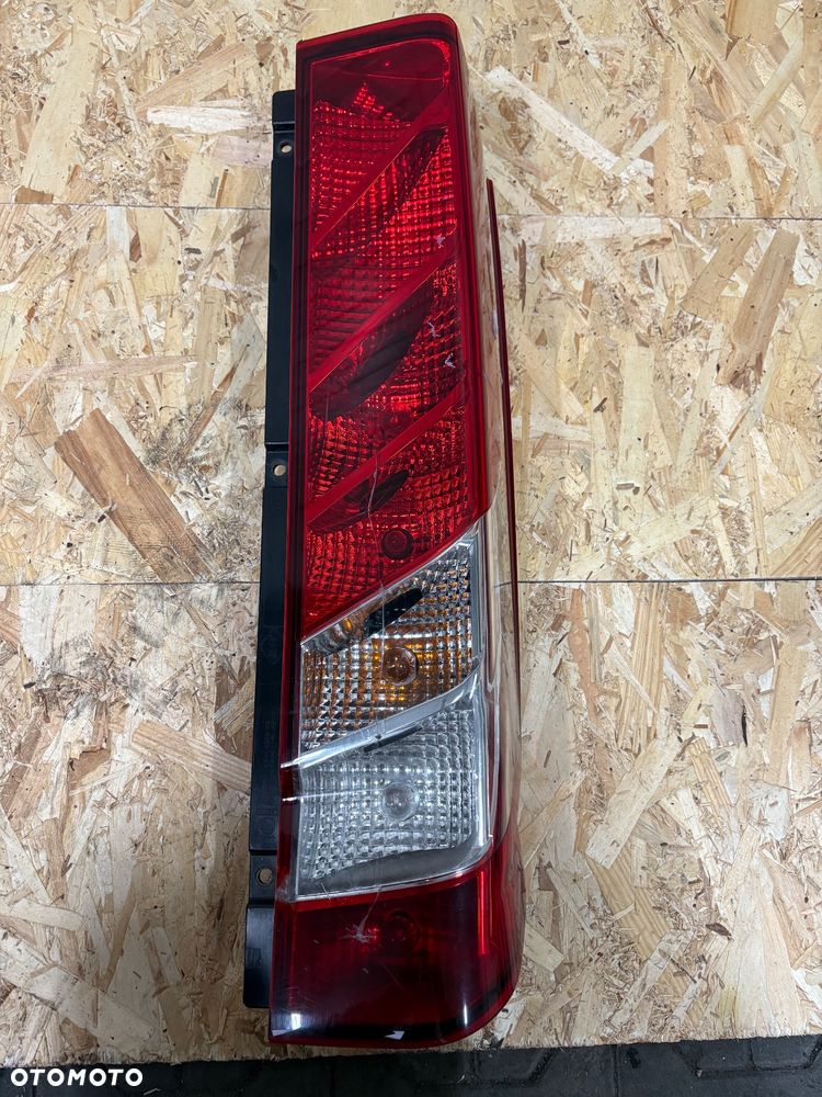 Lampa prawa tylna Iveco Daily 2014- - 1