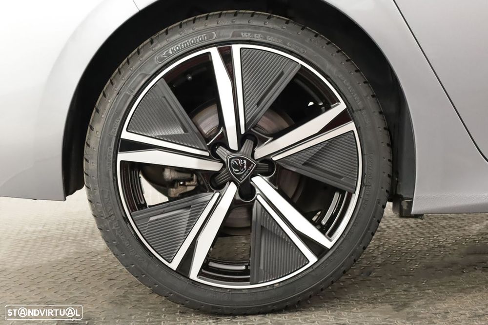Peugeot 308 1.2 PureTech GT EAT8 - 5