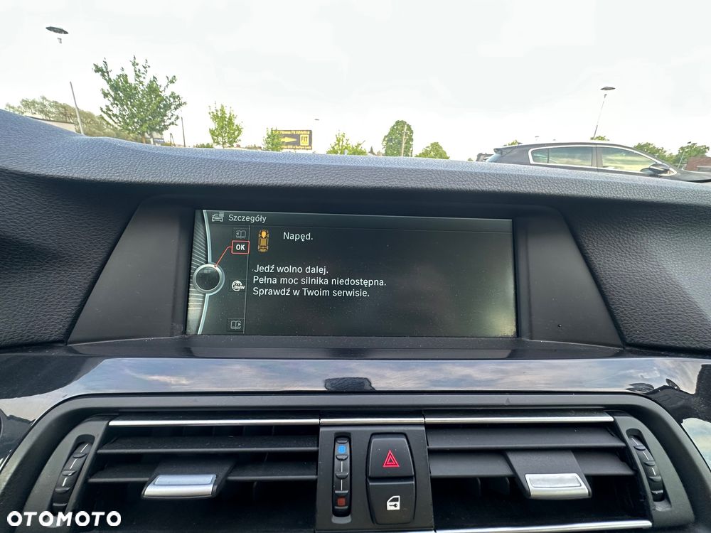 BMW Seria 5 525d - 22