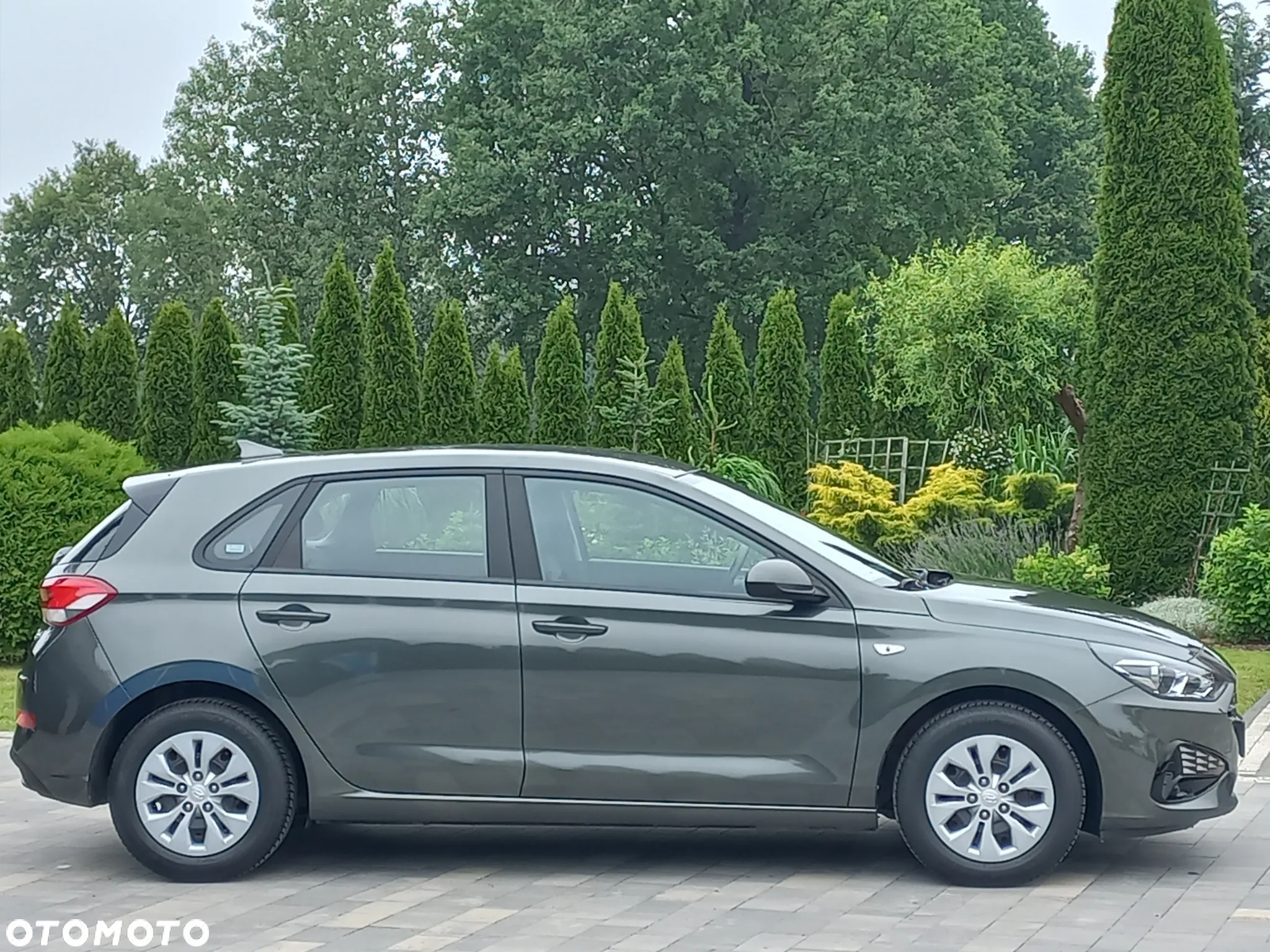 Hyundai i30 1.5 DPI Classic + - 12