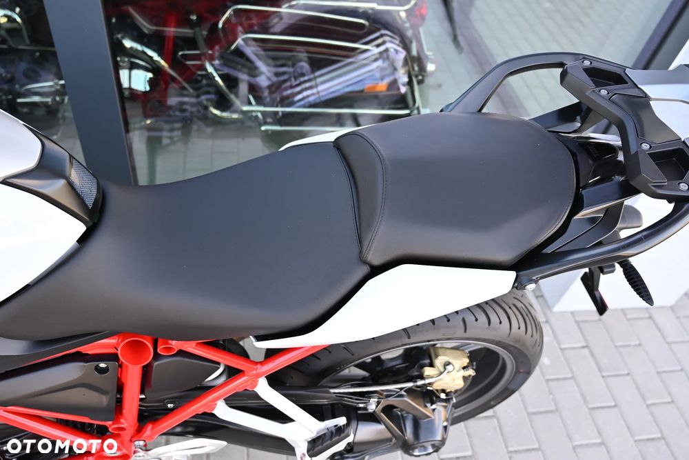 BMW R - 18