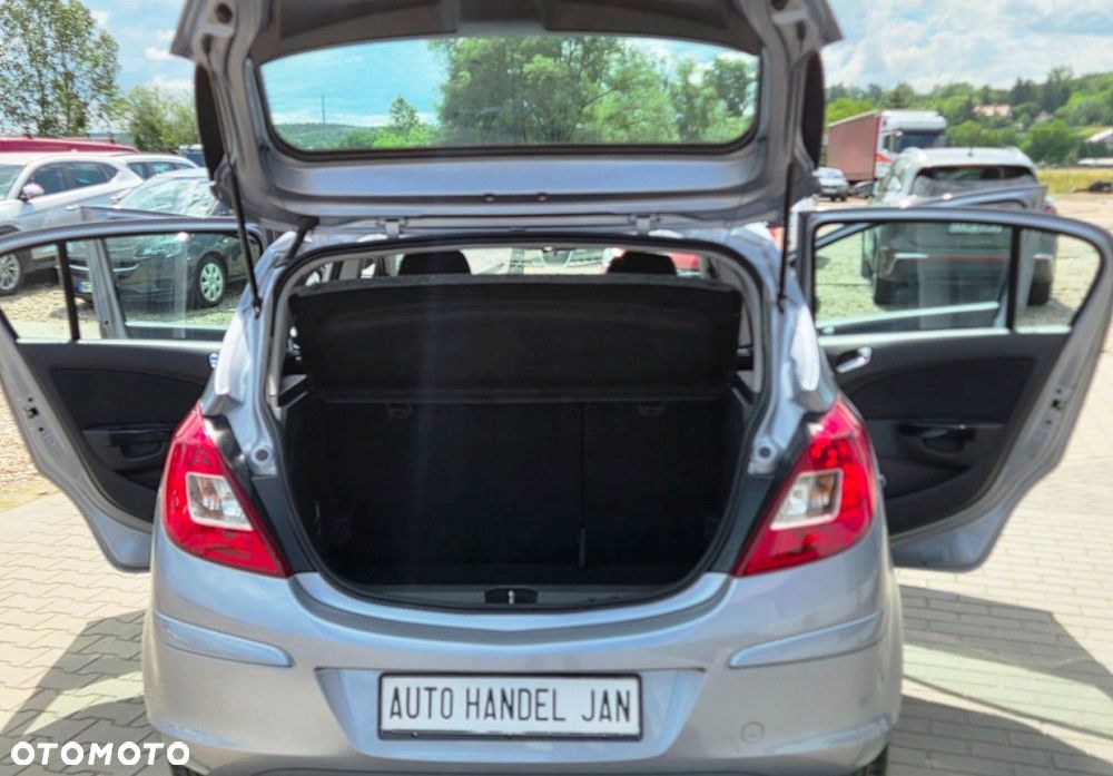 Opel Corsa - 28