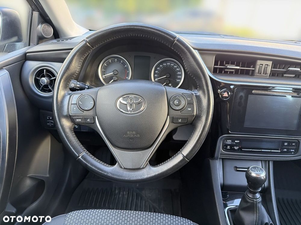 Toyota Corolla 1.6 Premium EU6 - 13