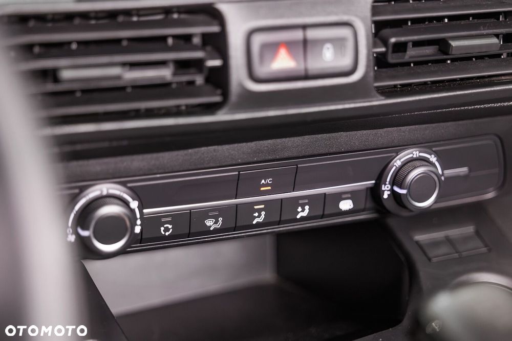 Toyota PROACE CITY - 39