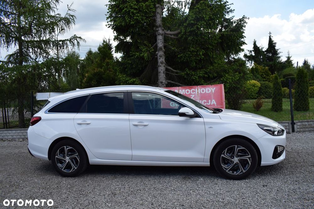 Hyundai i30 1.5 T-GDI 48V-Hybrid DCT Prime - 4