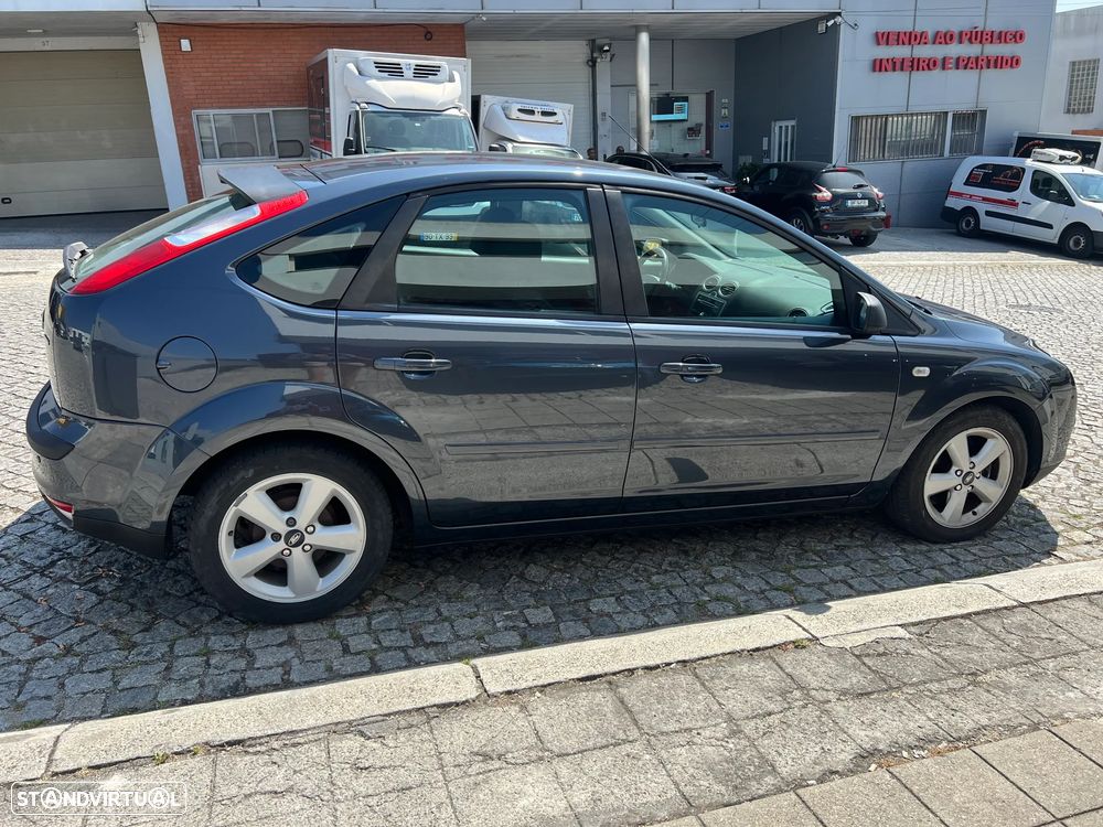 Ford Focus 1.6 TDCi Ghia - 2