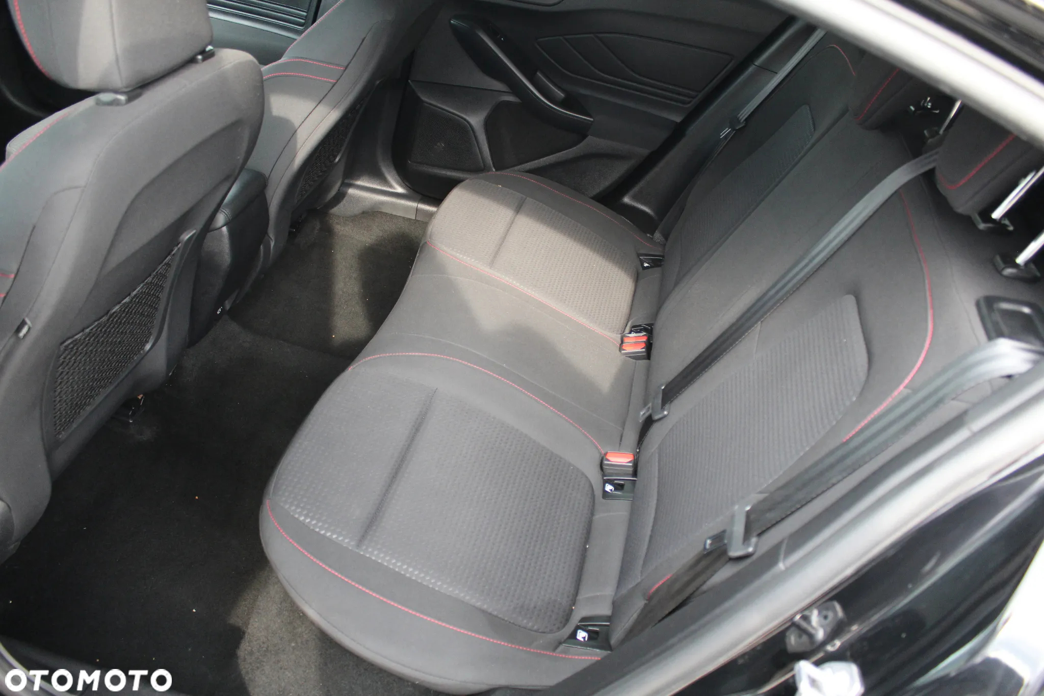 Ford Focus 1.0 EcoBoost ST-Line Black ASS - 16