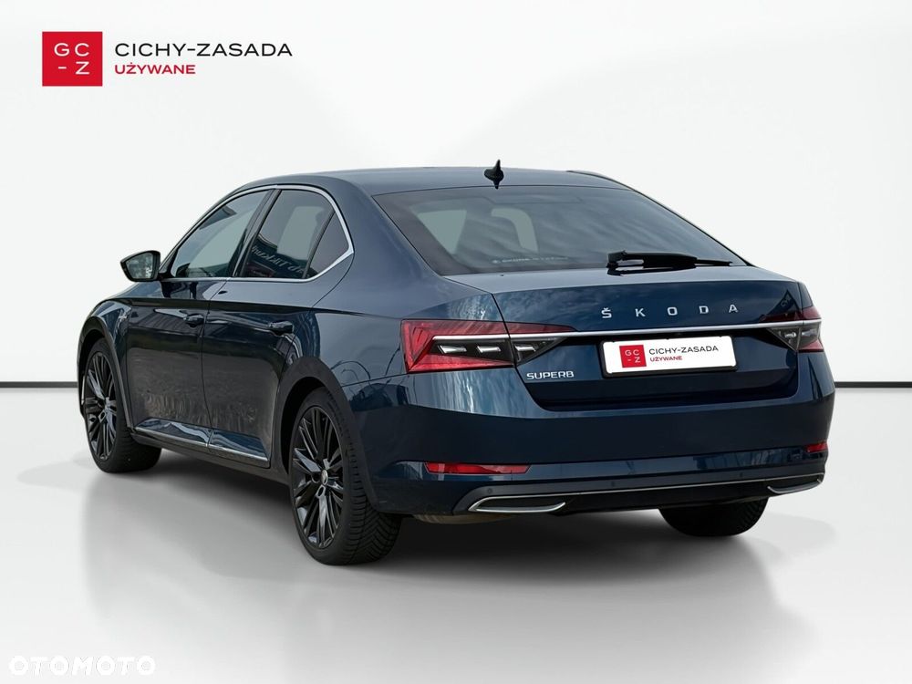 Skoda Superb 2019 photo 3