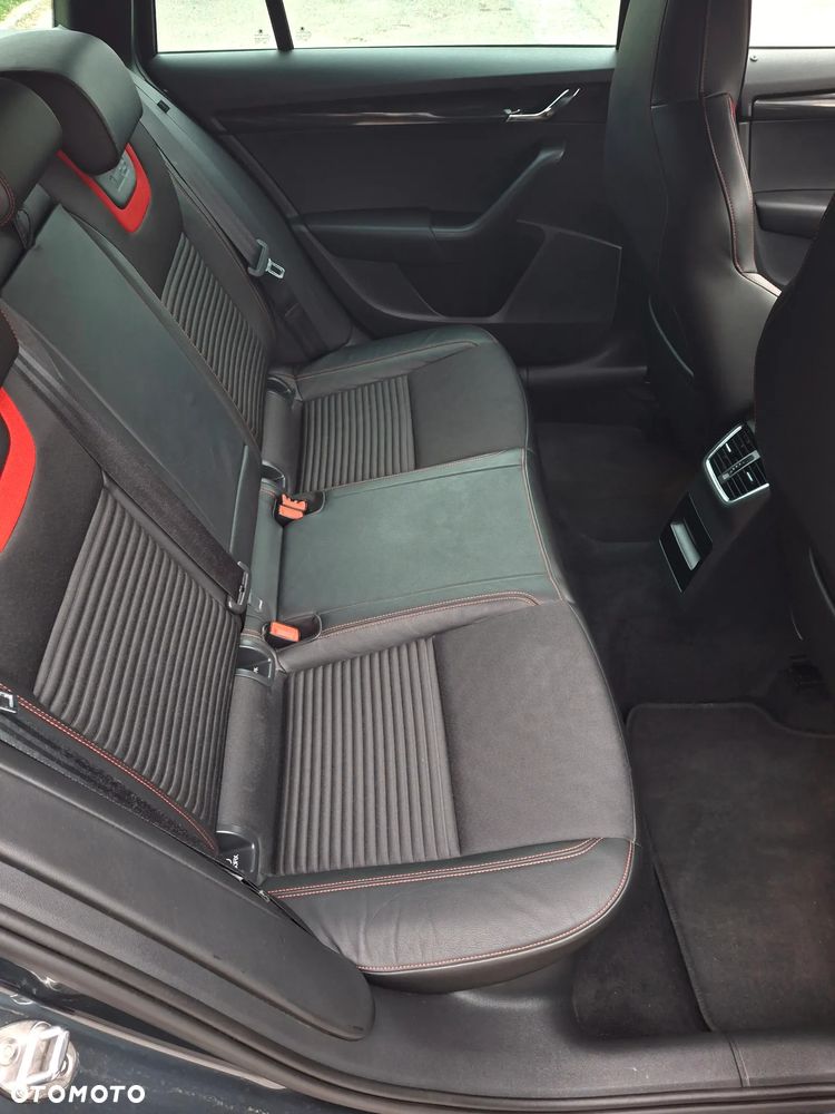Skoda Octavia 2.0 TDI (Green tec) RS - 9