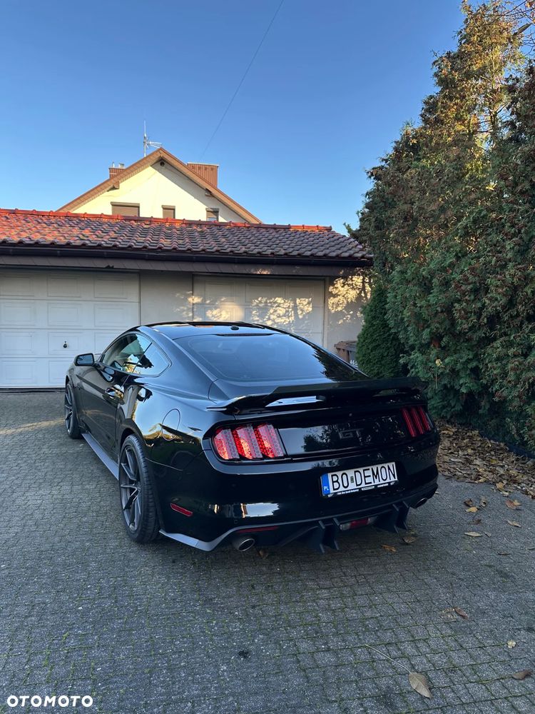 Ford Mustang 5.0 V8 GT - 5