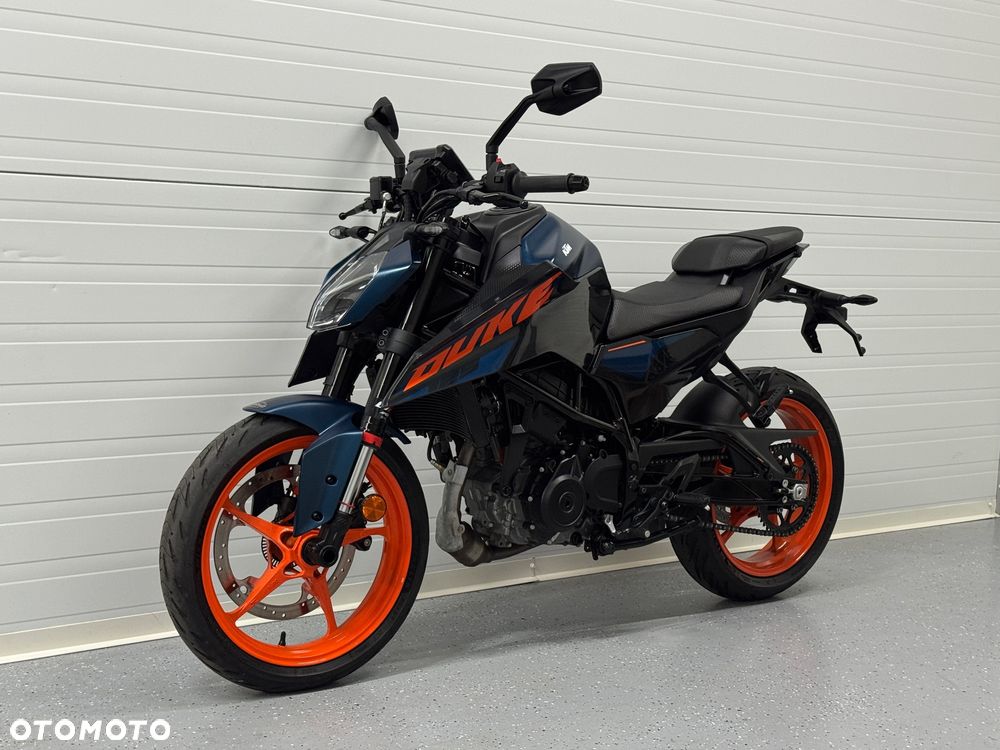 KTM Duke 125 - 16