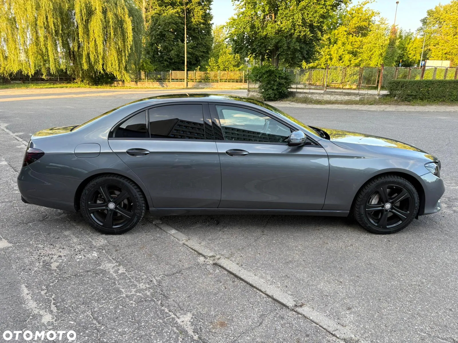 Mercedes-Benz Klasa E 220 d 9G-TRONIC - 10