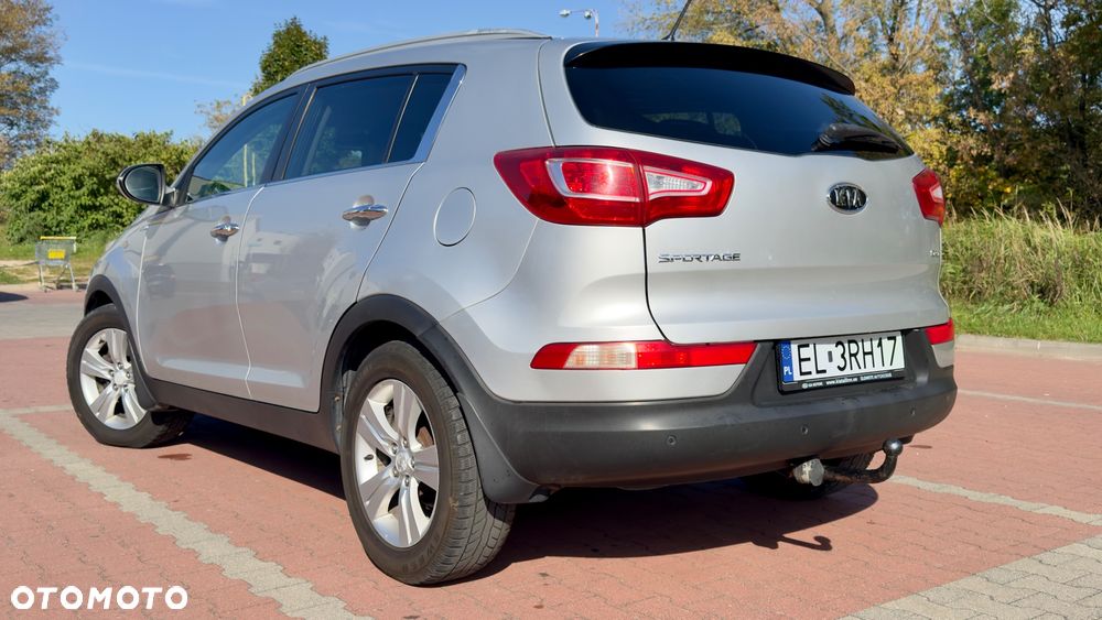 Kia Sportage 2,0 CRDI AWD Spirit - 3