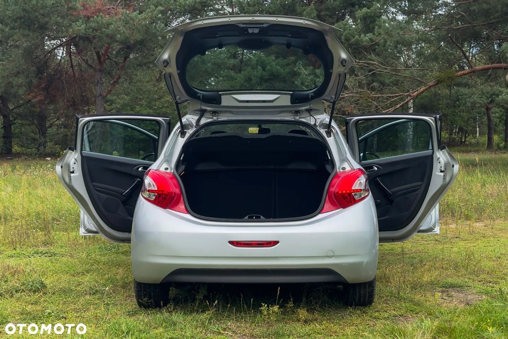 Peugeot 208 1.2 PureTech Allure - 9