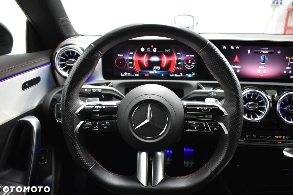 Mercedes-Benz CLA 200 d 8G-DCT AMG Line Advanced Plus - 16