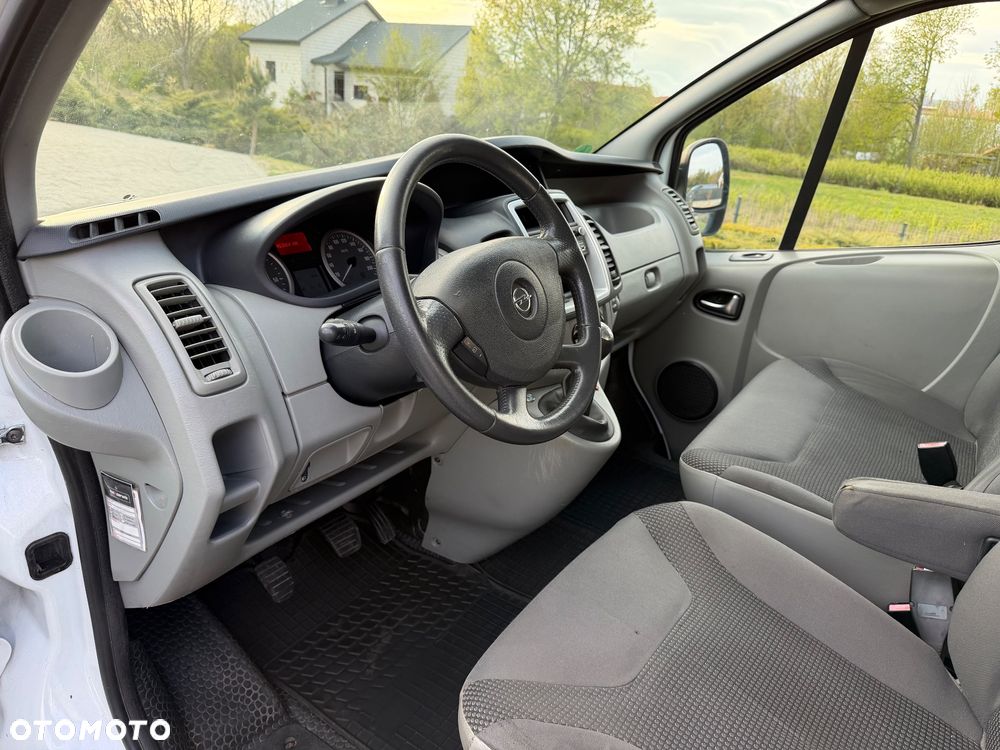 Opel VIVARO / 2.0 dCi / L2H1 / Klima / TRAFIC / 2x drzwi odsuwane - 14