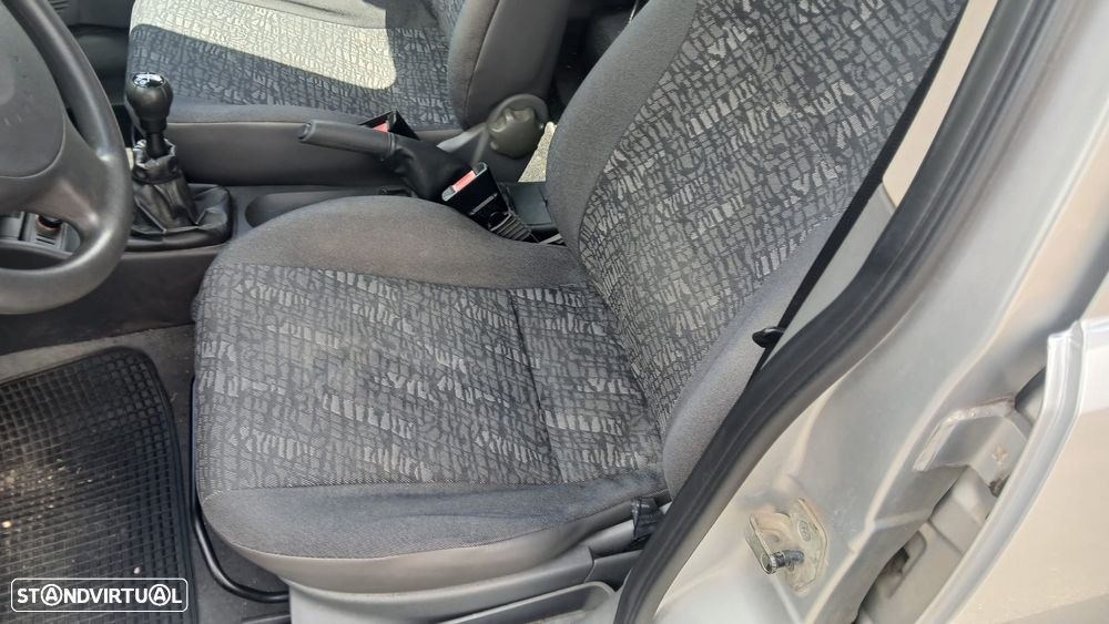 Opel Corsa 1.2 16V Confort Easyt. - 8