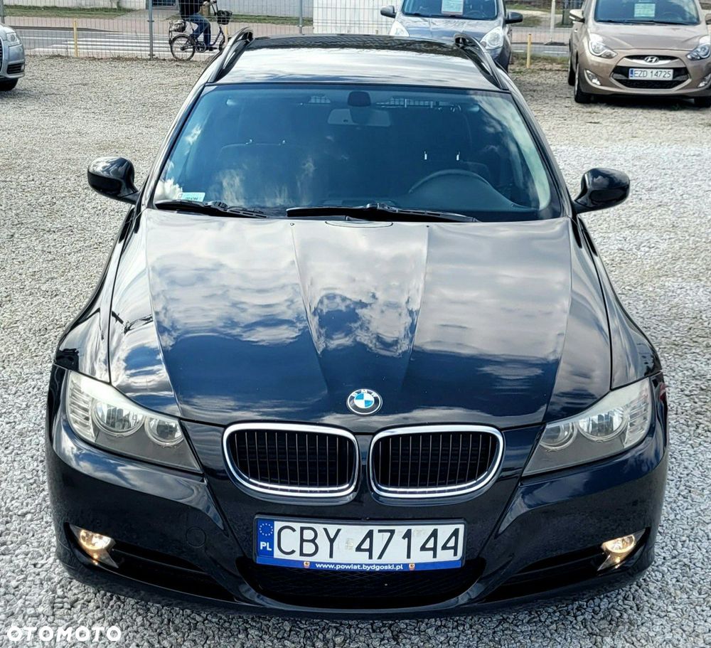 BMW Seria 3 318i - 31