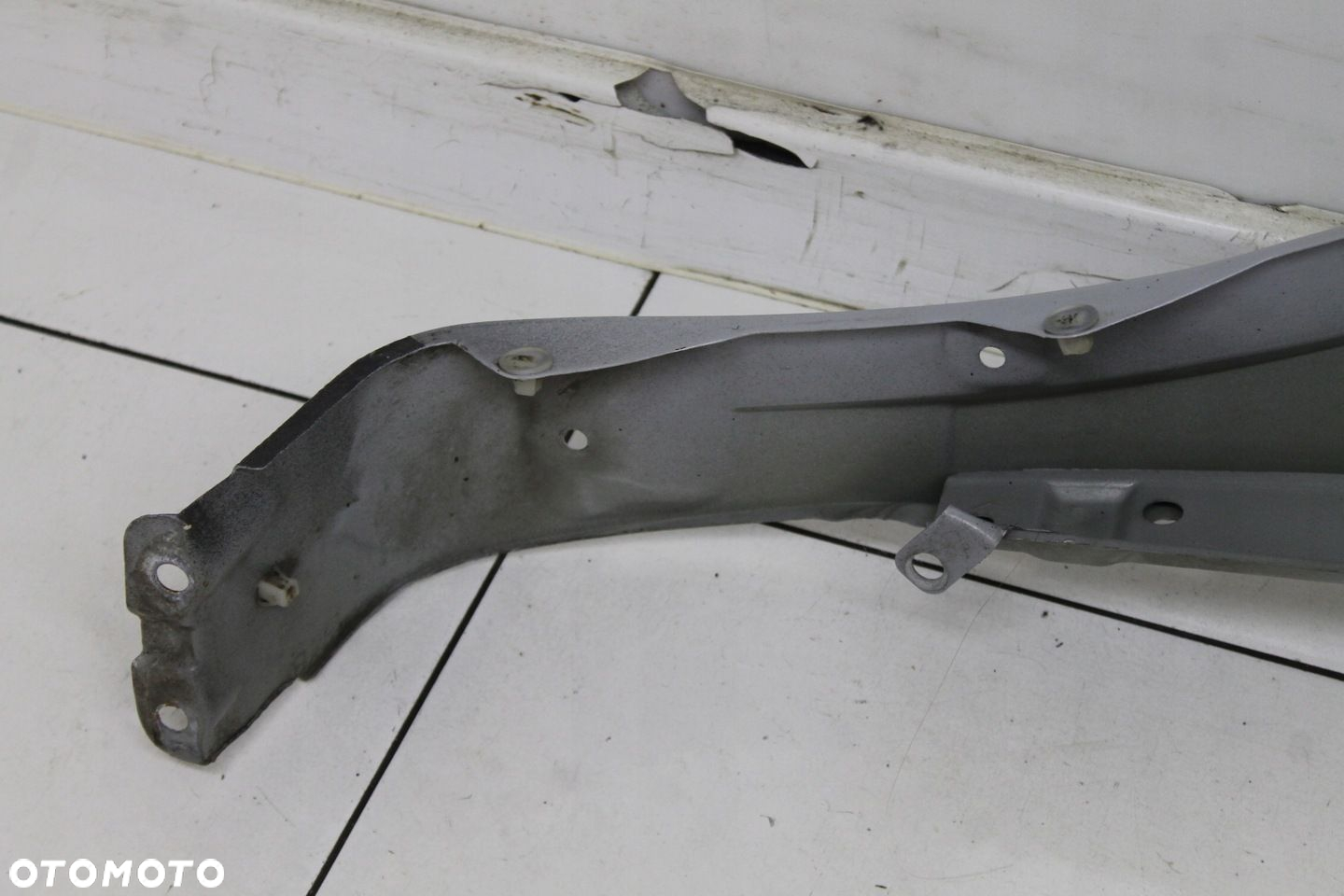 NISSAN QASHQAI I J10 2006R- BŁOTNIK PRAWY PRZÓD PRZEDNI K54 - KOD LAKIERU - 10