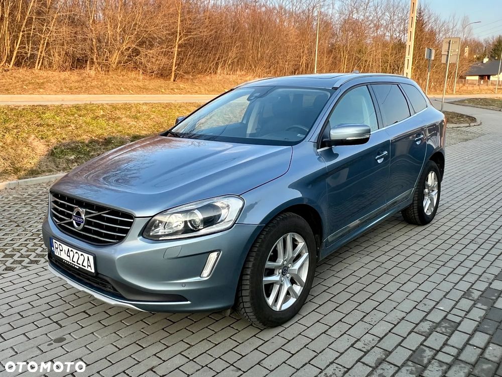 Volvo XC 60 D4 AWD Summum - 3