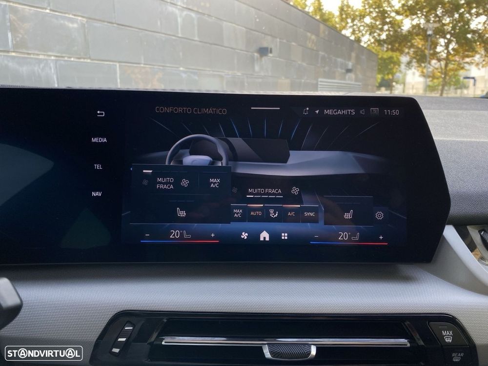 BMW 225xe Active Tourer e xDrive - 12