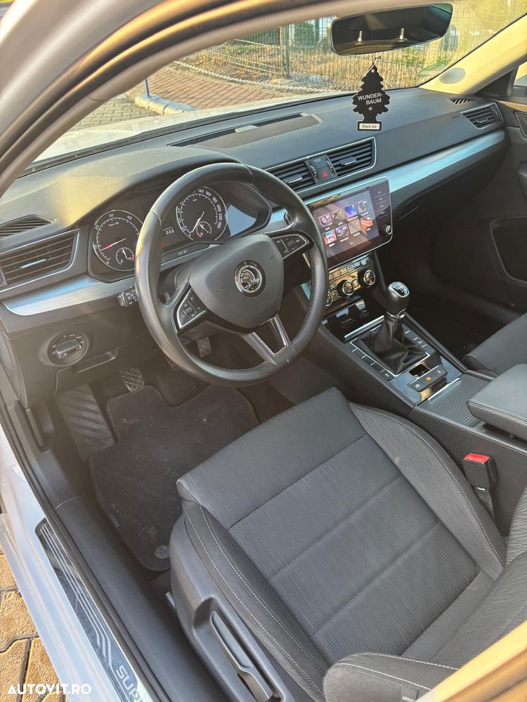 Skoda Superb 2.0 TDI Ambition - 15