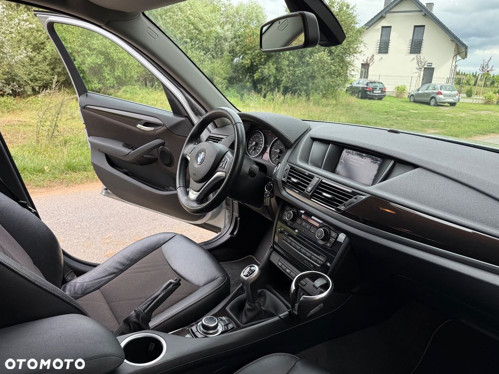 BMW X1 sDrive16d Sport Line - 12