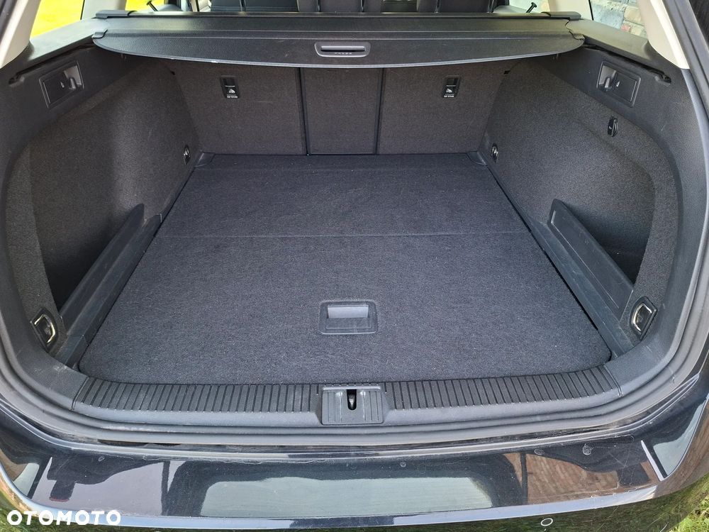Volkswagen Passat 1.4 TSI BMT ACT Comfortline - 8
