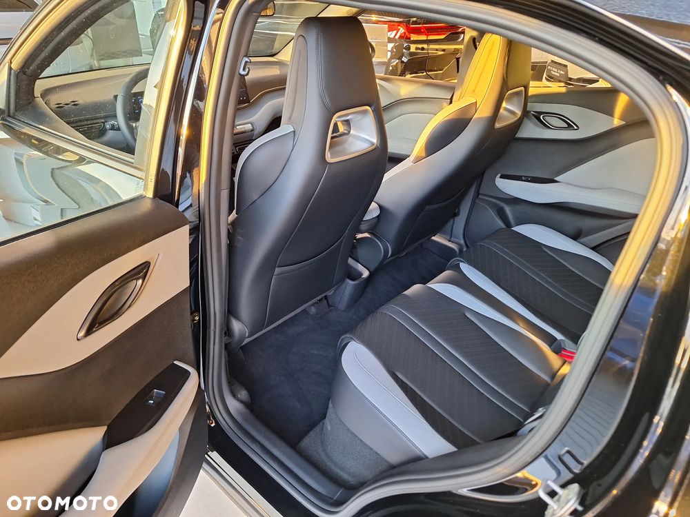 BYD Dolphin Surf 43.2kWh Boost - 8