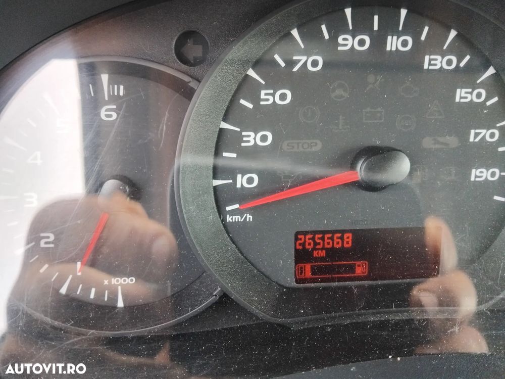 Renault Kangoo dCi 75 FAP Authentique - 7