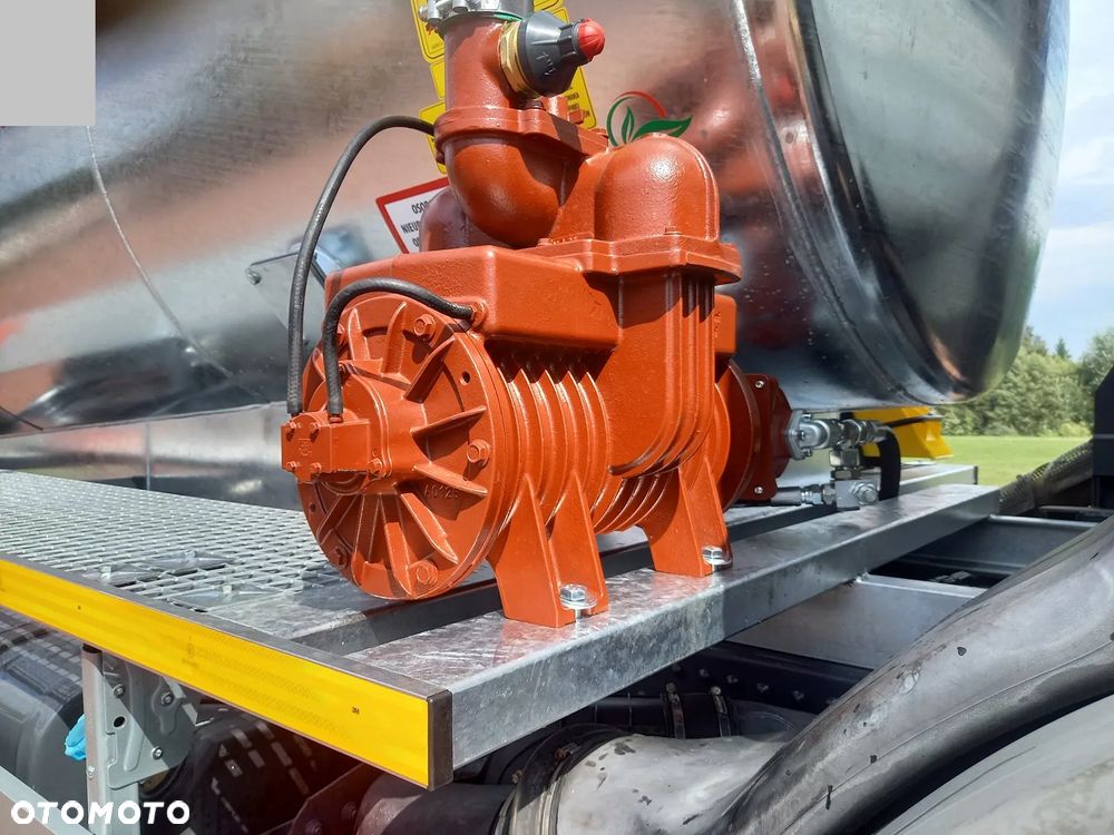 Mercedes-Benz AXOR 1829 4X4 4 WD ALLOARD - 13