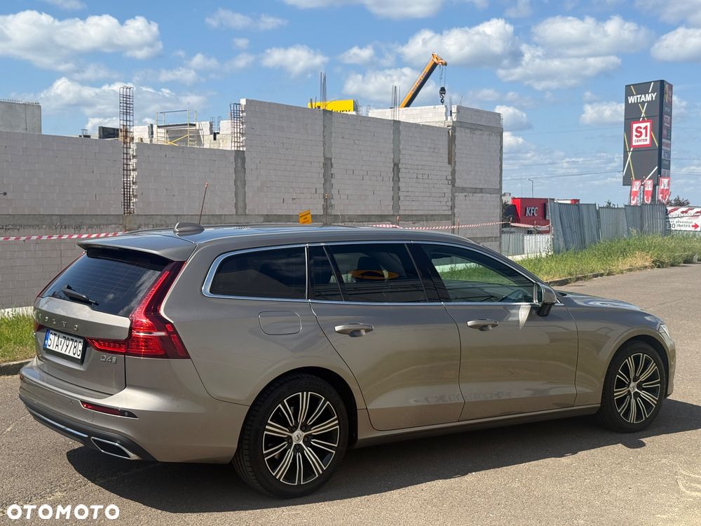 Volvo V60 D4 Inscription - 9