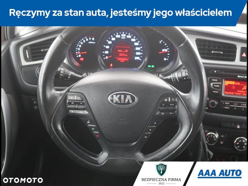 Kia Ceed - 16
