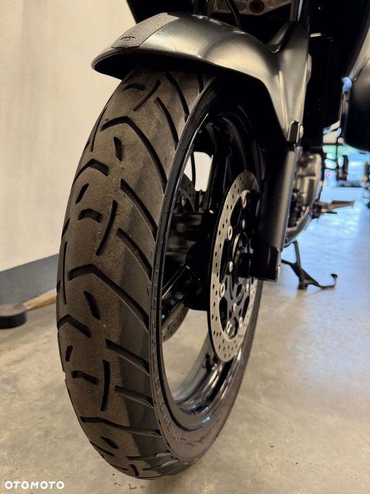 Suzuki V-STROM - 14
