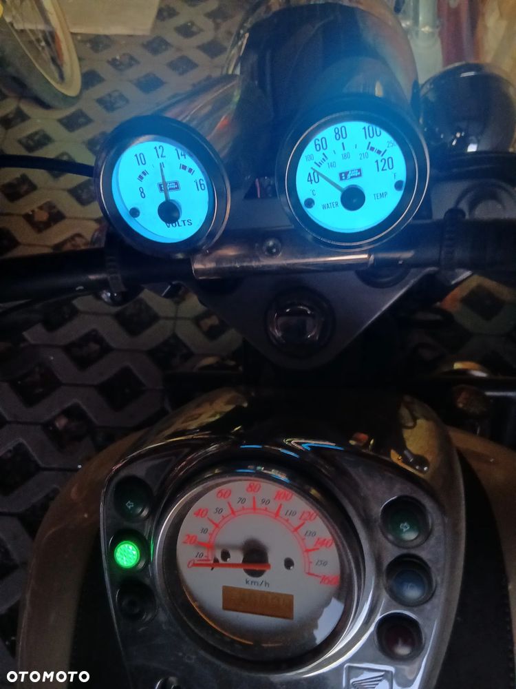 Honda Shadow - 8