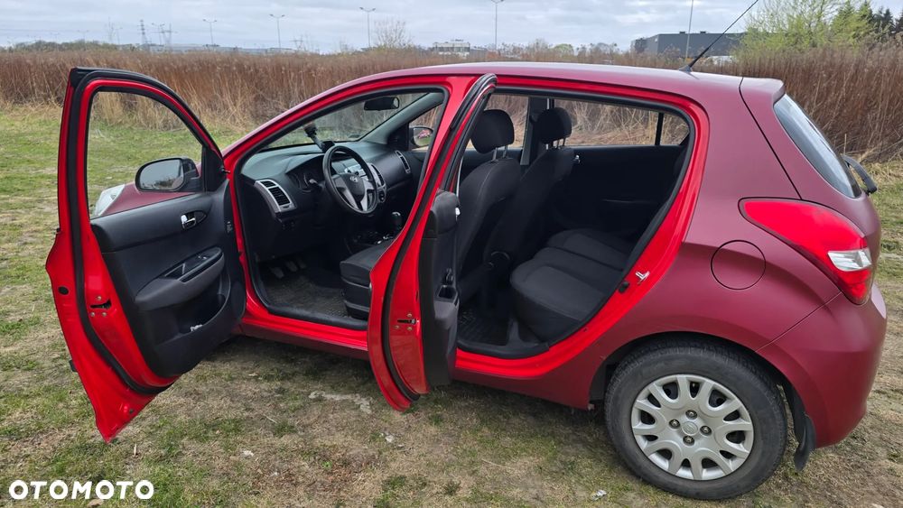 Hyundai i20 1.4 CRDi Classic + EU5 - 14