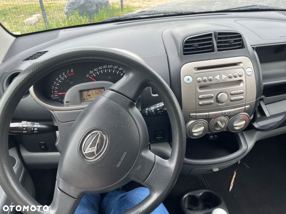 Daihatsu Sirion 1.5 S - 21