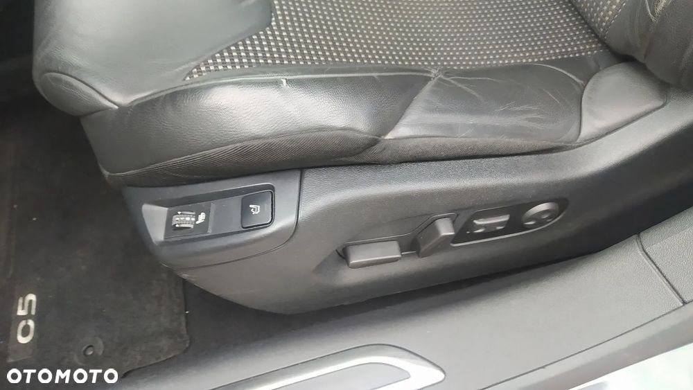 Citroën C5 2.0 HDi Exclusive - 18