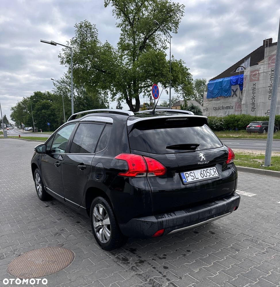 Peugeot 2008 PureTech 82 Style - 22