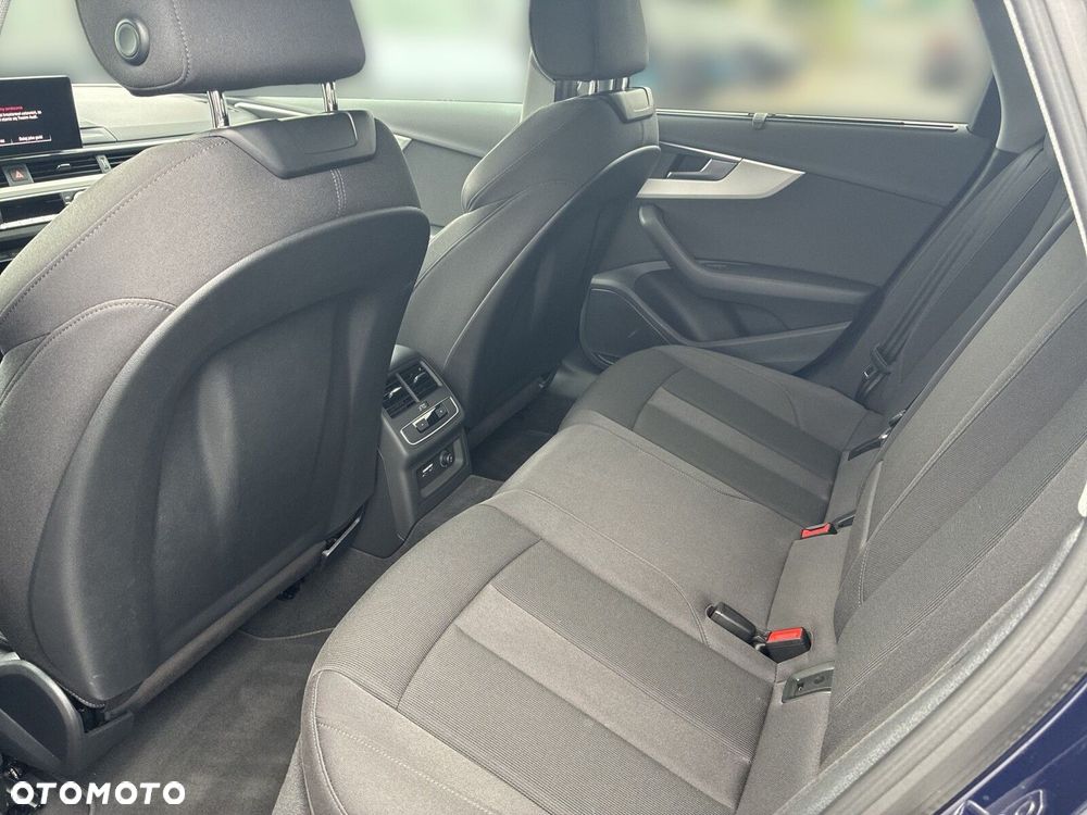 Audi A4 Allroad - 13