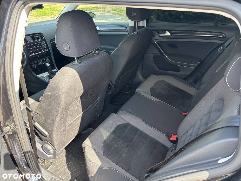 Volkswagen Golf 1.4 TSI BMT Highline DSG - 11
