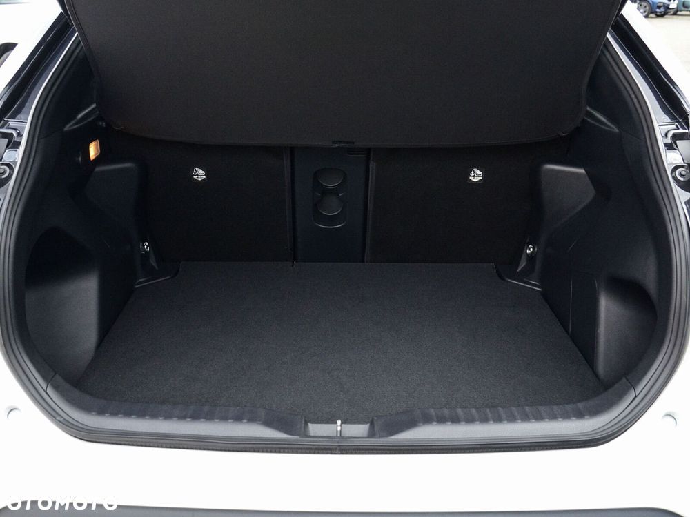 Toyota Yaris Cross - 14