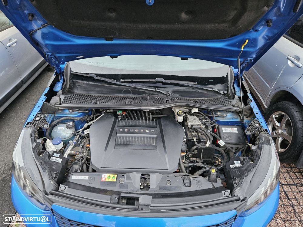 Peugeot e-2008 GT - 4