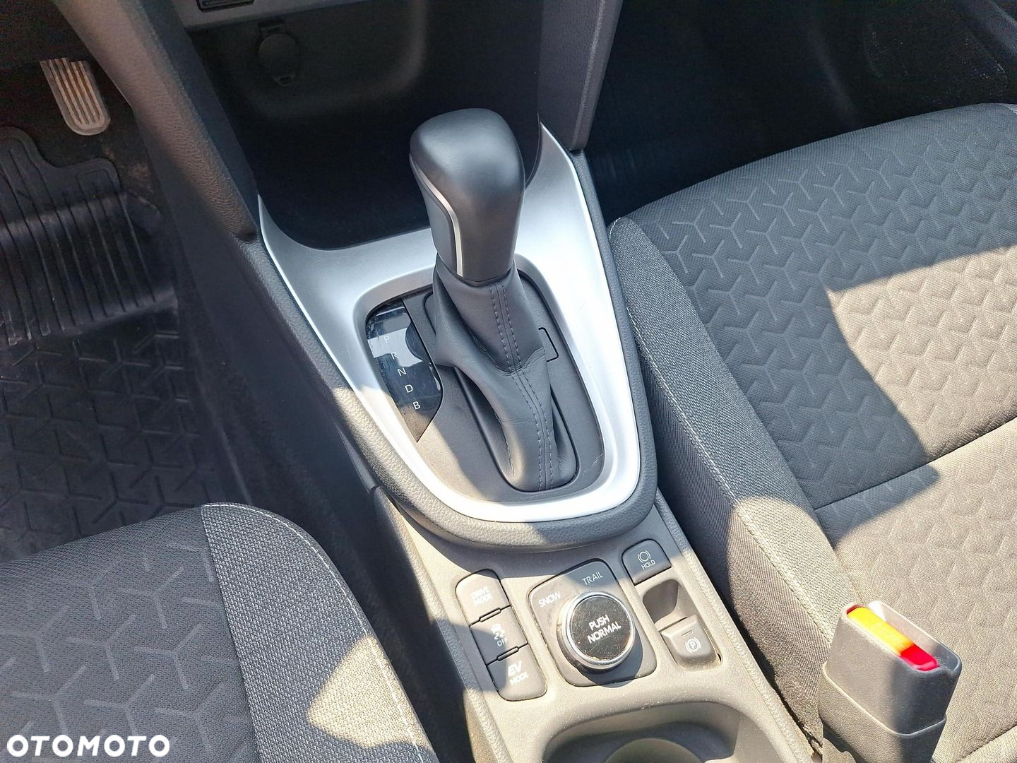 Toyota Yaris Cross - 20