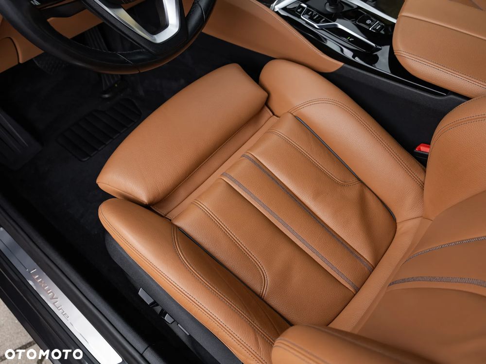 BMW Seria 5 518d mHEV Luxury Line - 19