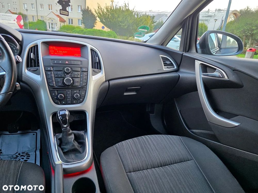 Opel Astra 1.4 Essentia - 18