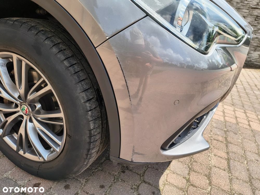 Alfa Romeo Stelvio - 4