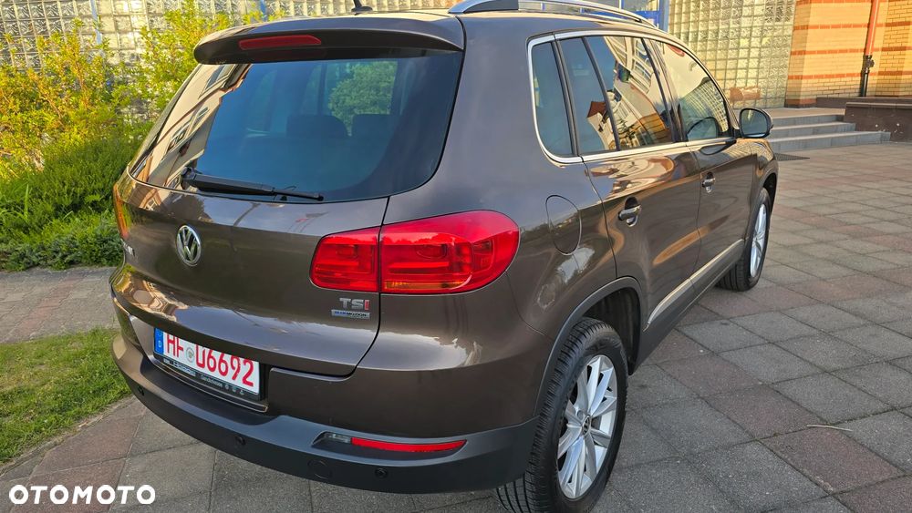 Volkswagen Tiguan - 12